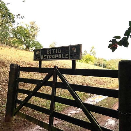 Sitio Metropole - Refugio Na Natureza Piraju Luaran gambar